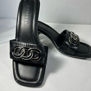 CARESSA WOMEN'S BLACK 2 1/2 INCH HEEL SHOES SIZE 7 Open Toe Sandal Buckle Bling